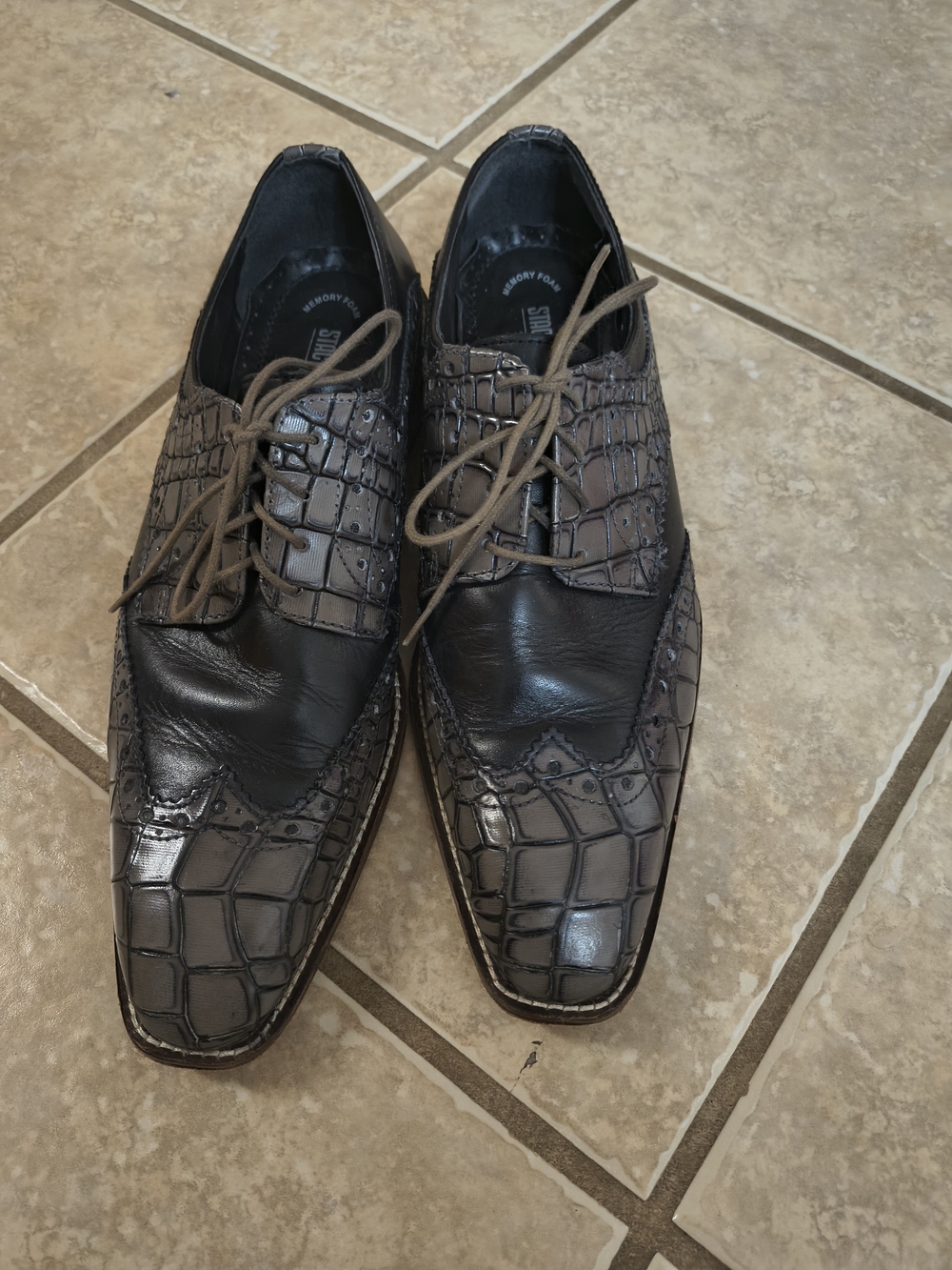 Stacy Adams Two-Tone Brown Croc-Embossed Leather Oxfords